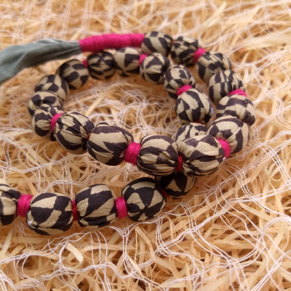 darkbrown single string mala